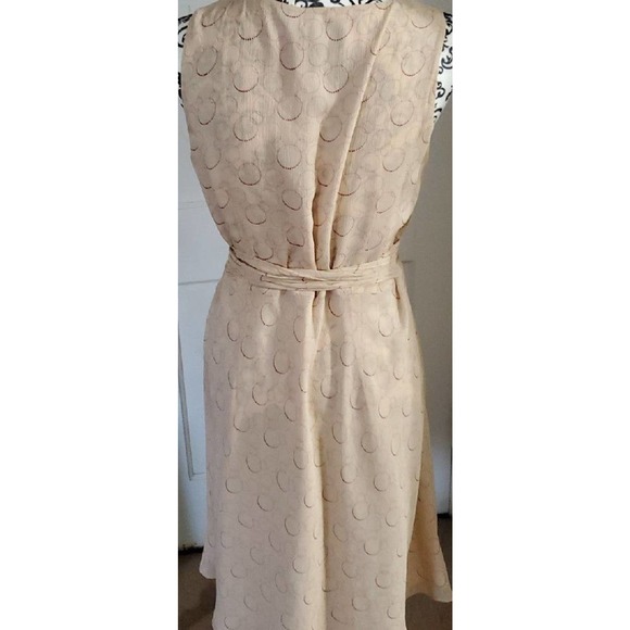 Ann Taylor petite beige flowy dress w dk red print - Picture 3 of 3